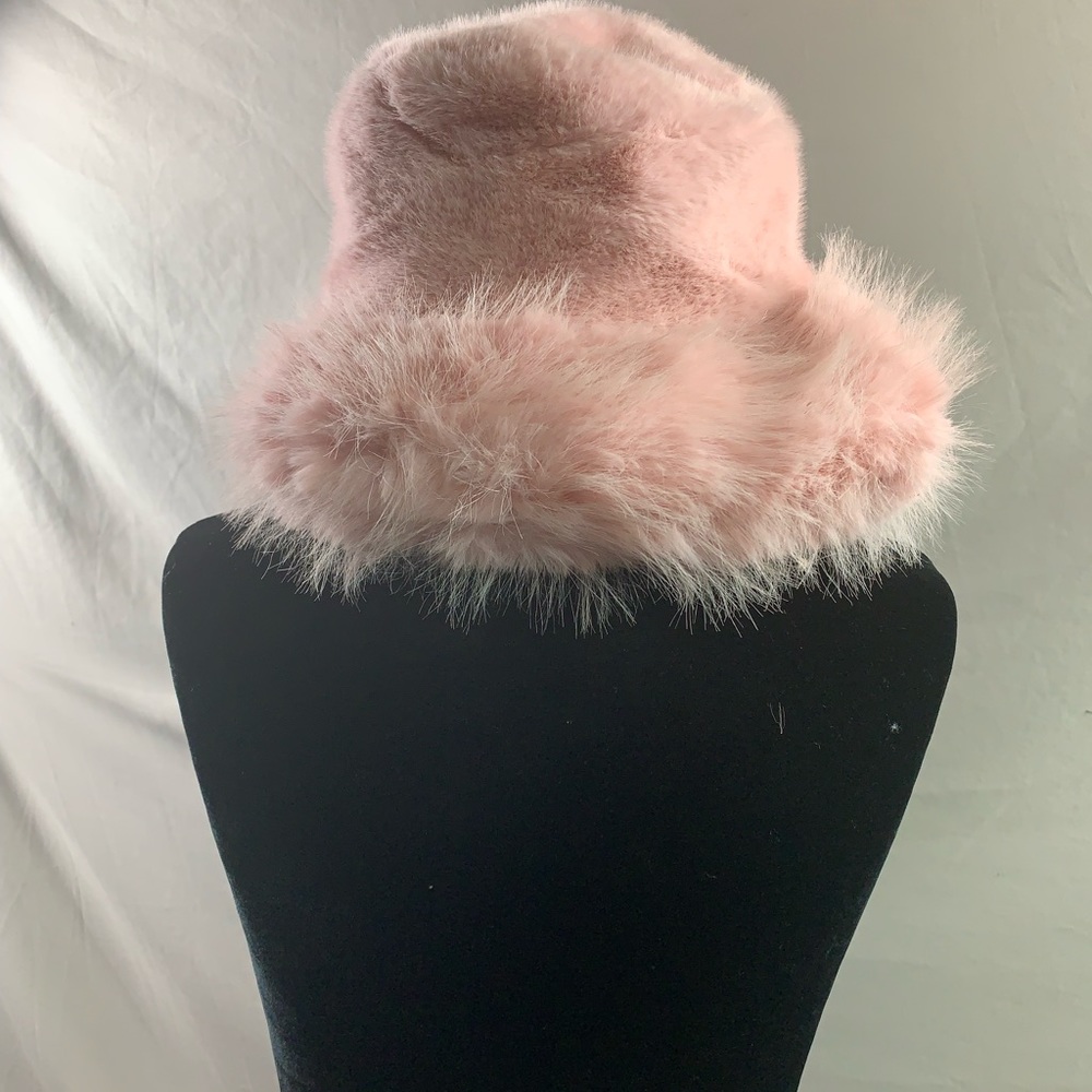 Pink Furry Bucket Winter Hat - Picture 7 of 8